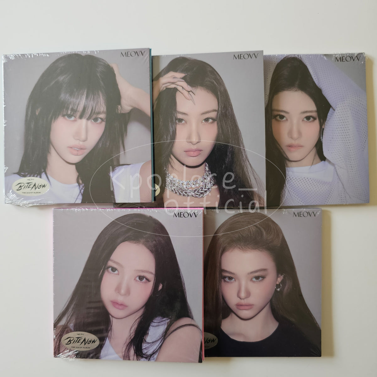 MEOVV 2nd EP Album BITE NOW MEOVV Ver.