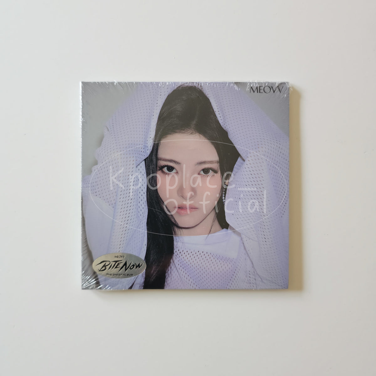 MEOVV 2nd EP Album BITE NOW MEOVV Ver.